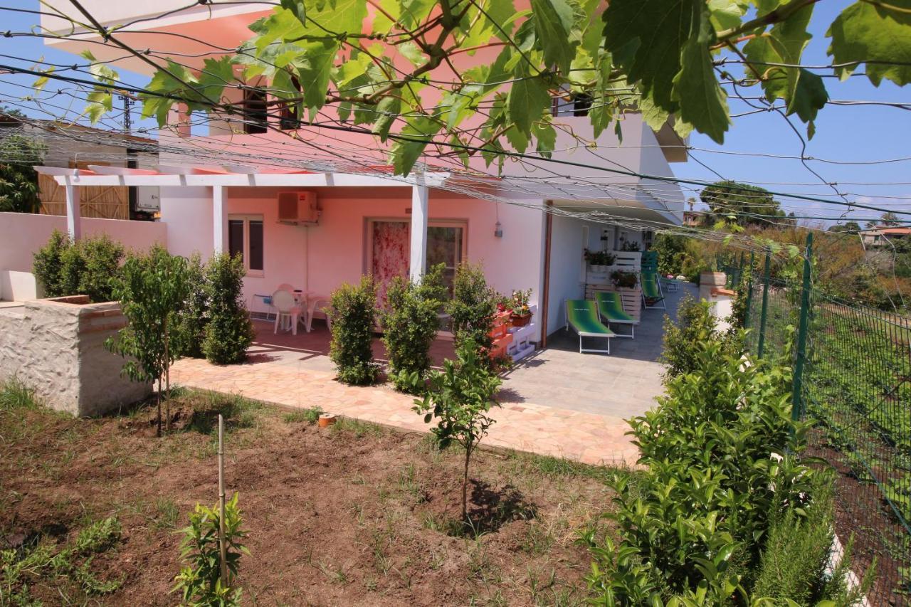 Chiaro Di Luna Apartment Santa Domenica  Exterior photo
